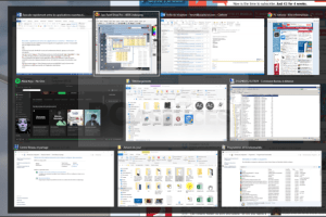 Capture d'écran illustrant la capacité multitâche de Winglobal Workstation, avec plusieurs fenêtres ouvertes, démontrant l'efficacité de la gestion simultanée de tâches sur un poste à distance.