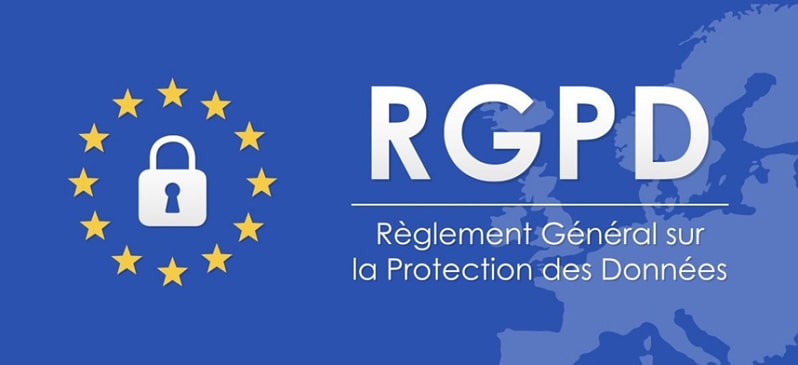 Représentation visuelle du RGPD avec le cercle d'étoiles de l'Union européenne, accompagné du texte 'RGPD - Règlement Général sur la Protection des Données'. Cette image souligne l'engagement de StrictlyHosting.be à respecter et à protéger les données personnelles de ses clients, conformément aux normes élevées de confidentialité et de sécurité établies par le RGPD.